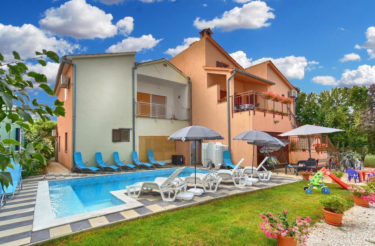 Apartments Olea Phasiana Фажана Экстерьер фото